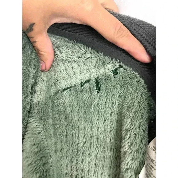 VTG Patagonia Green Deep Pile Fleece Full Jacket XL Mens Outdoor Zipped Pockets - Picture 10 of 16
